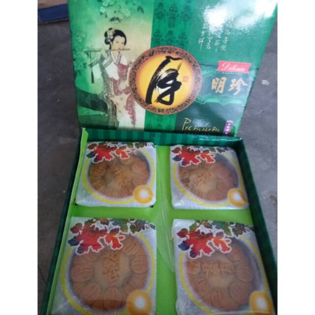 

Kue Bulan Delima