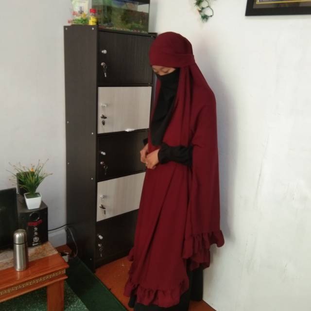 French khimar kriwil blong tangan , bahan wolfis premium gread A . ukura n superrr jumbo