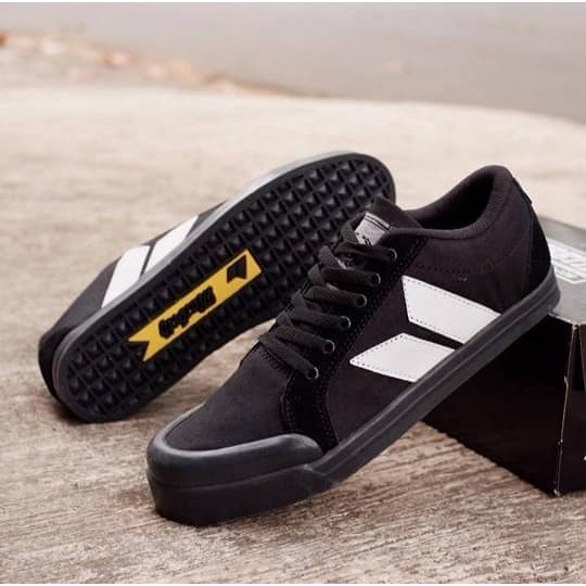 Sepatu Pria Macbeth Vegan Eliot Premium Sneakers Casual