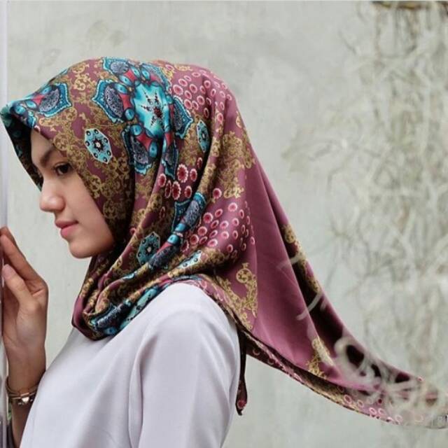 Hijab Sutera by Clevina Scarf