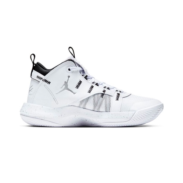 SEPATU BASKET JORDAN JUMPMAN 2020 PF BQ3448102