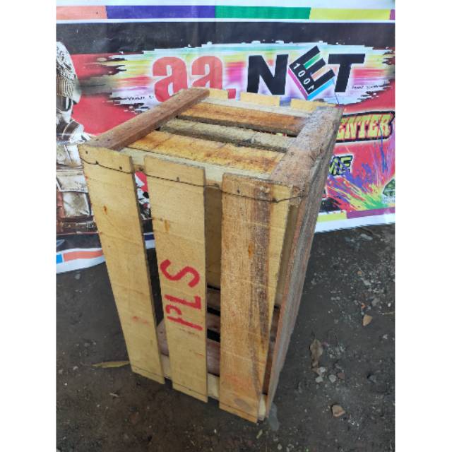 

Packing Box 01 Kayu Palet 60 x 40 x 30 cm Vandel Plakat Murah