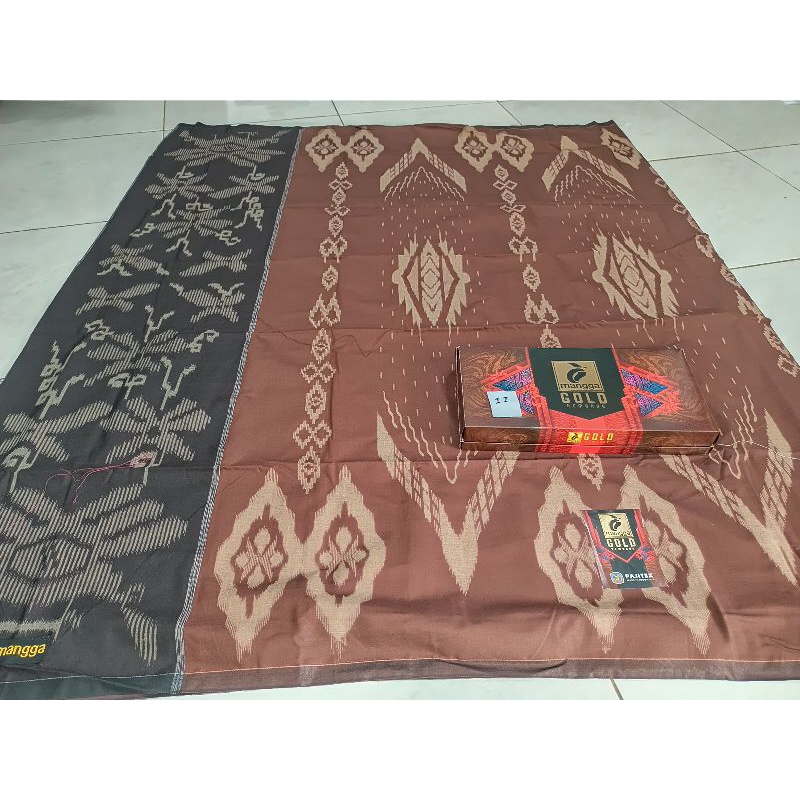 SARUNG MANGGA GOLD KEMBANG TERBARU MOTIF BATIK, SARUNG DEWASA SANTRI ORIGINAL BAHAN KATUN, SARUNG TERBARU GROSIR DAN ECERAN