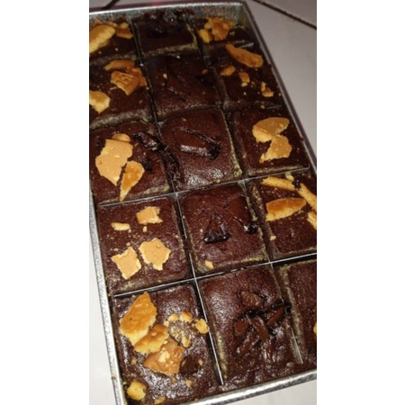 

Brownies Chocolate Homemade Topping Regal dan Coklat