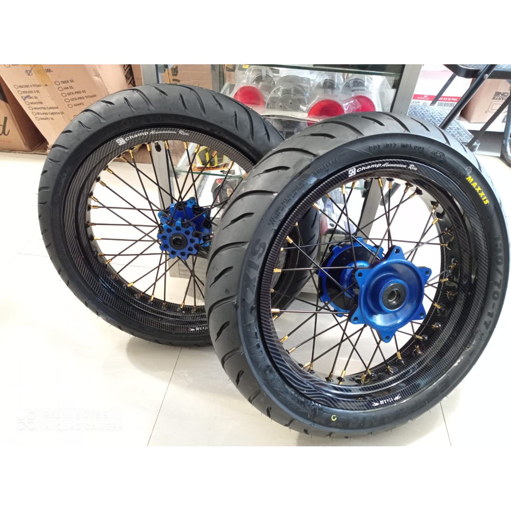 WHELLSEET BAN SET SUPERMOTO CRF VELG CHAMP CARBON TINGGAL PASANG