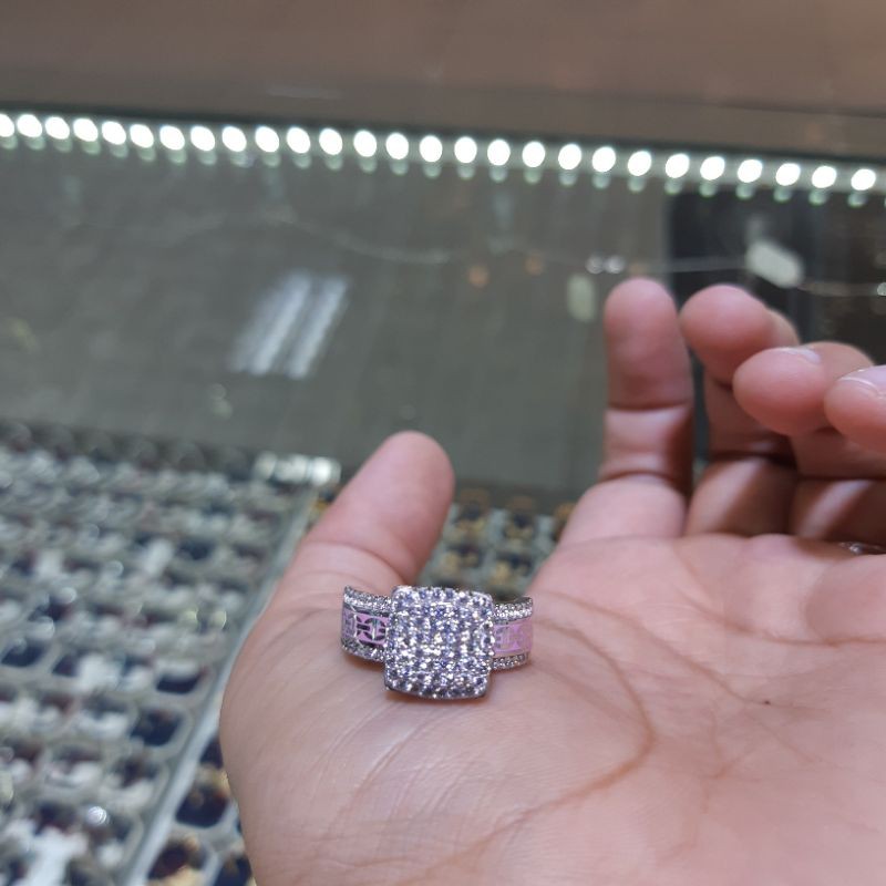 cincin fashion diamond look list pink