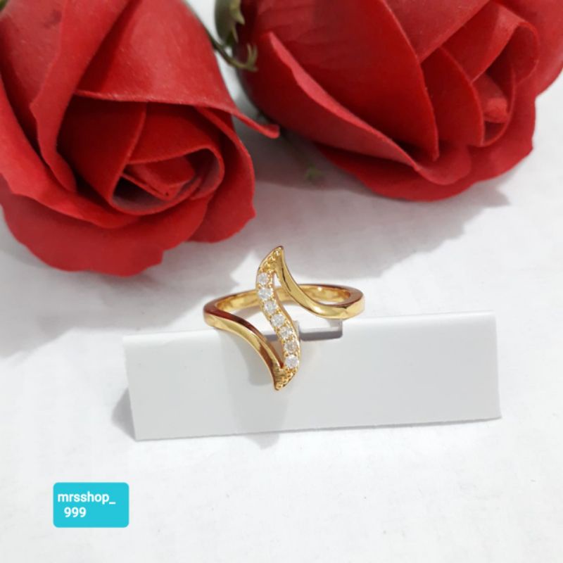 Cincin permata gold huruf s xuping.