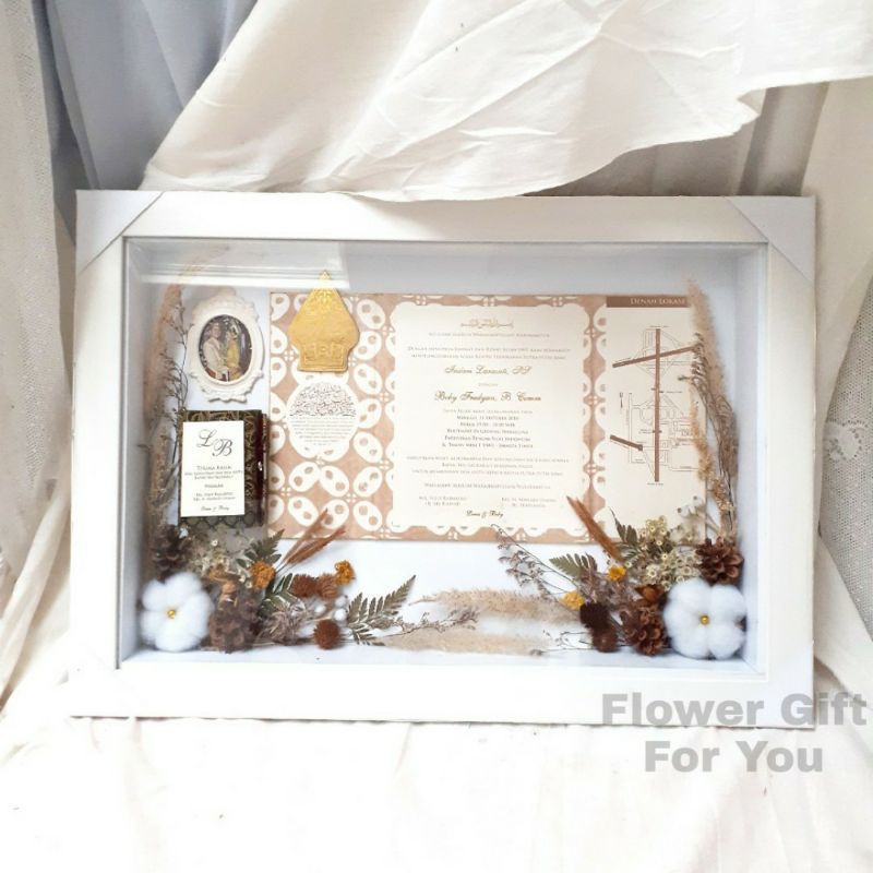 Frame mahar frame undangan frame kado anniversary 30x45x5 fiber putih