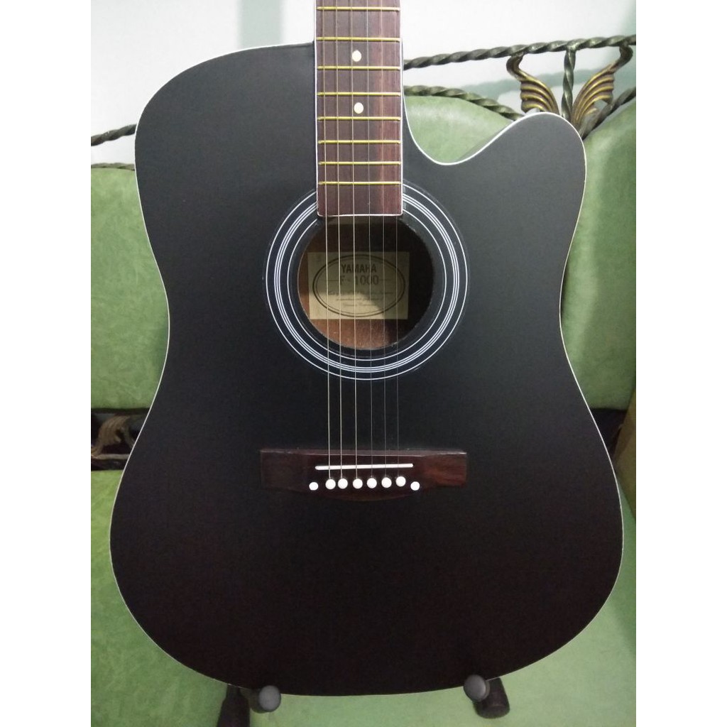 Gitar Akustik Jumbo Merk Yamaha Warna Hitam Black Doff Trusrod Sunkay Senar String Jakarta Murah