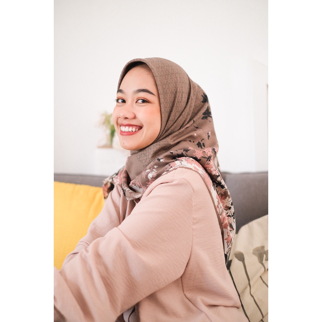 Hprojects - Hijab Voal Motif / Hijab Square Motif