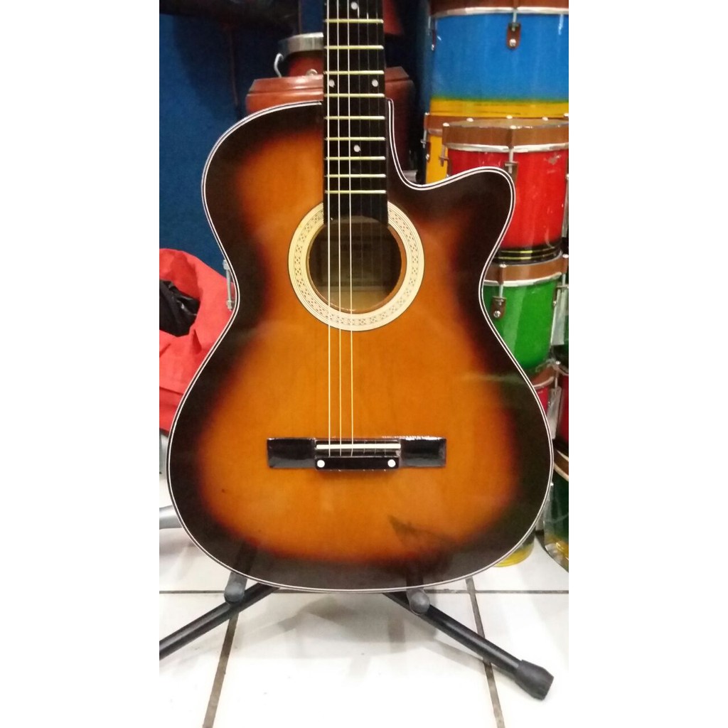 Gitar Akustik Merk Yamaha Warna Sunburst Senar String Buat Pemula Belajar Jakarta Murah