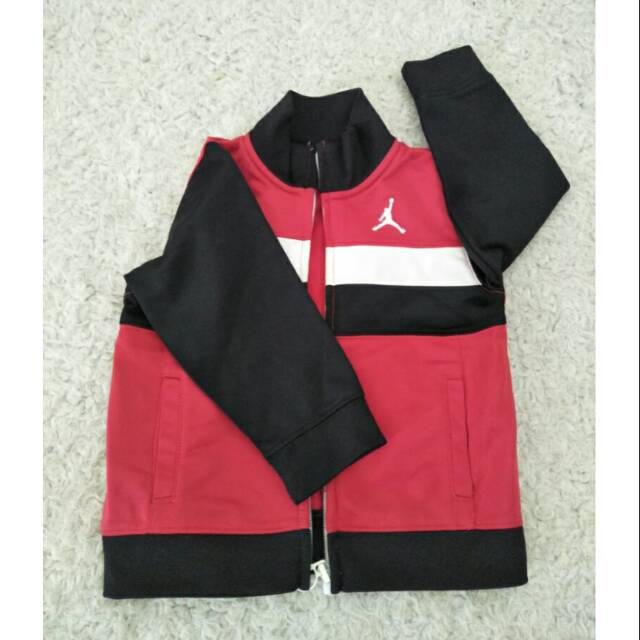 Jaket anak laki laki air jordan
