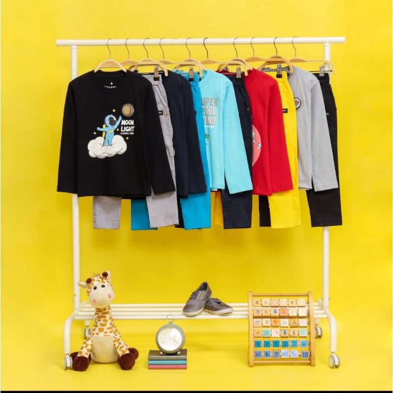 set jovanka kids suit pin led