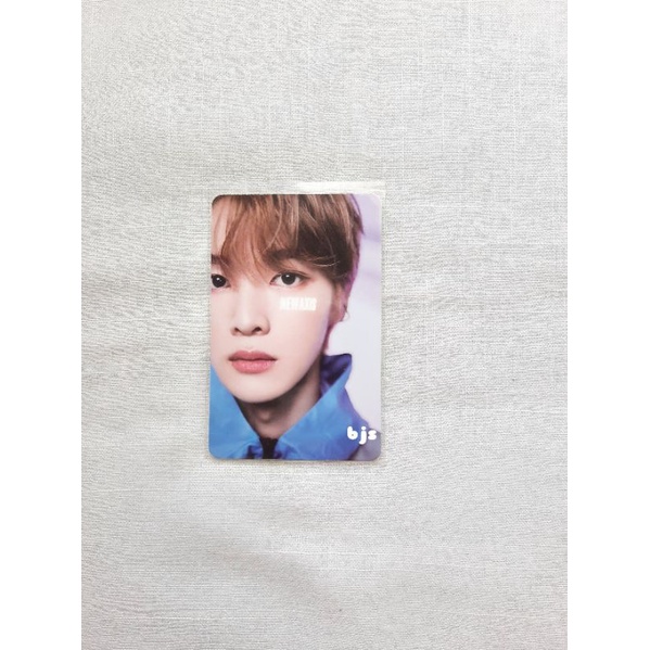 ID CARD UNIVERSE-PC KONSEP SUNGCHAN