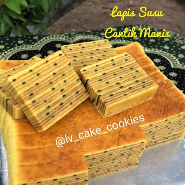 

Kue Lapis legit cantik manis khas bangka