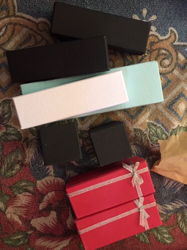 Kotak Putih Ukuran 16x5x2