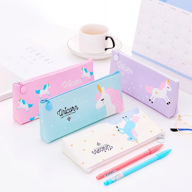 

Tempat pensil unicorn