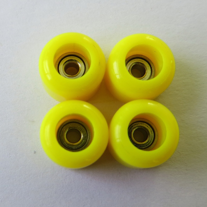 Mary Mini Skateboard Fingerboard Part Deck Bearing Wheel 4PCS Aksesori Perakitan Mudah