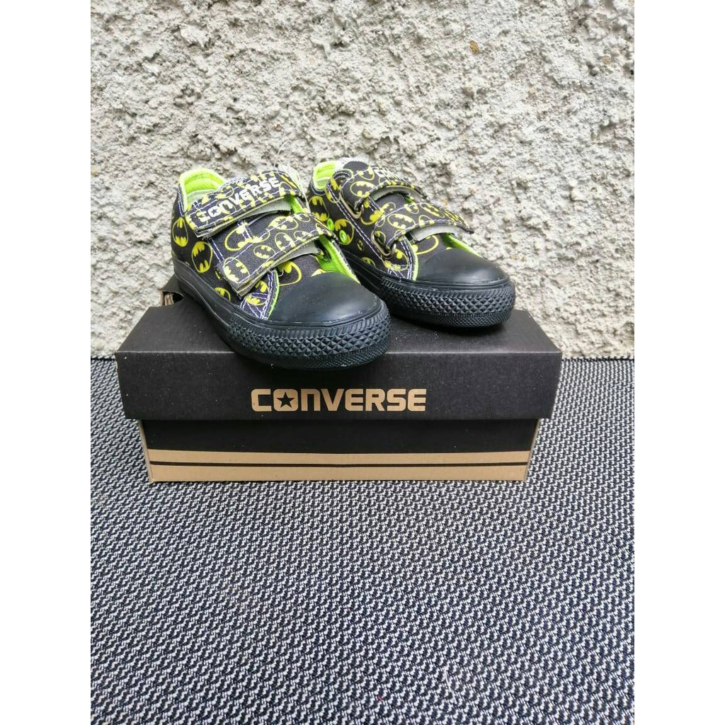 Sepatu Converse Anak Motif Gambar BATMAN pendek perekat