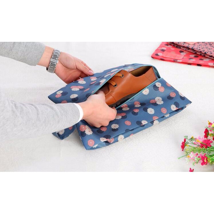 IRT 014 - Korean Weekeight Waterproof Flatshoes Travel Pouch