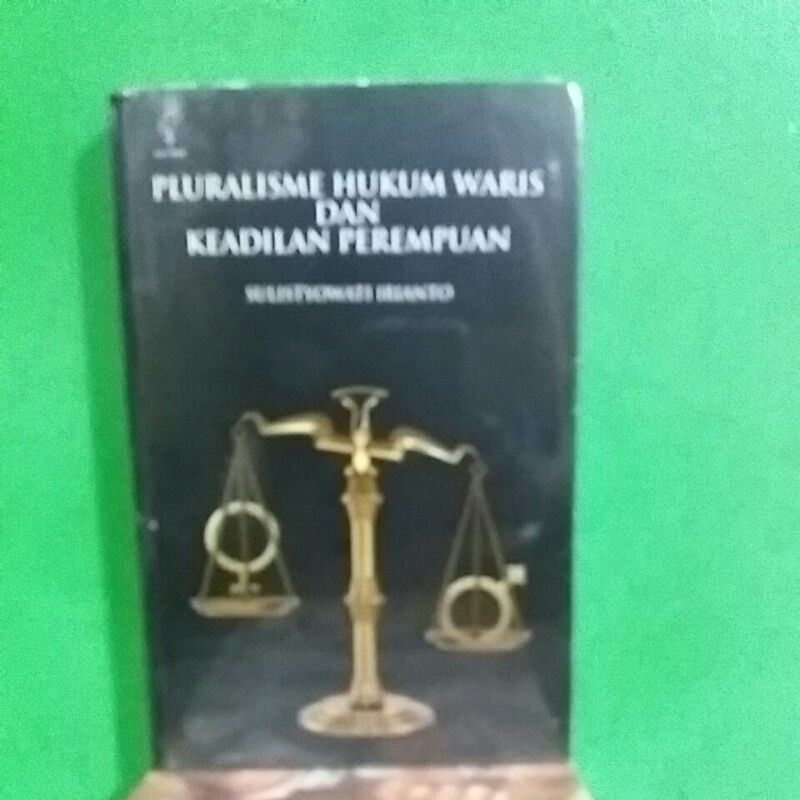 Buku PLURALISME HUKUM WARIS DAN KEADILAN PEREMPUAN