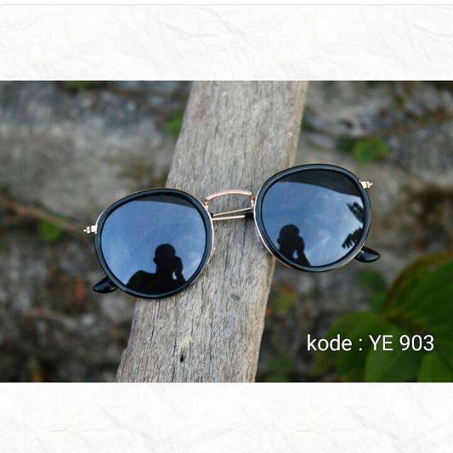 Kacamata hitam vintage frame oval/kacamata oval hitam murah