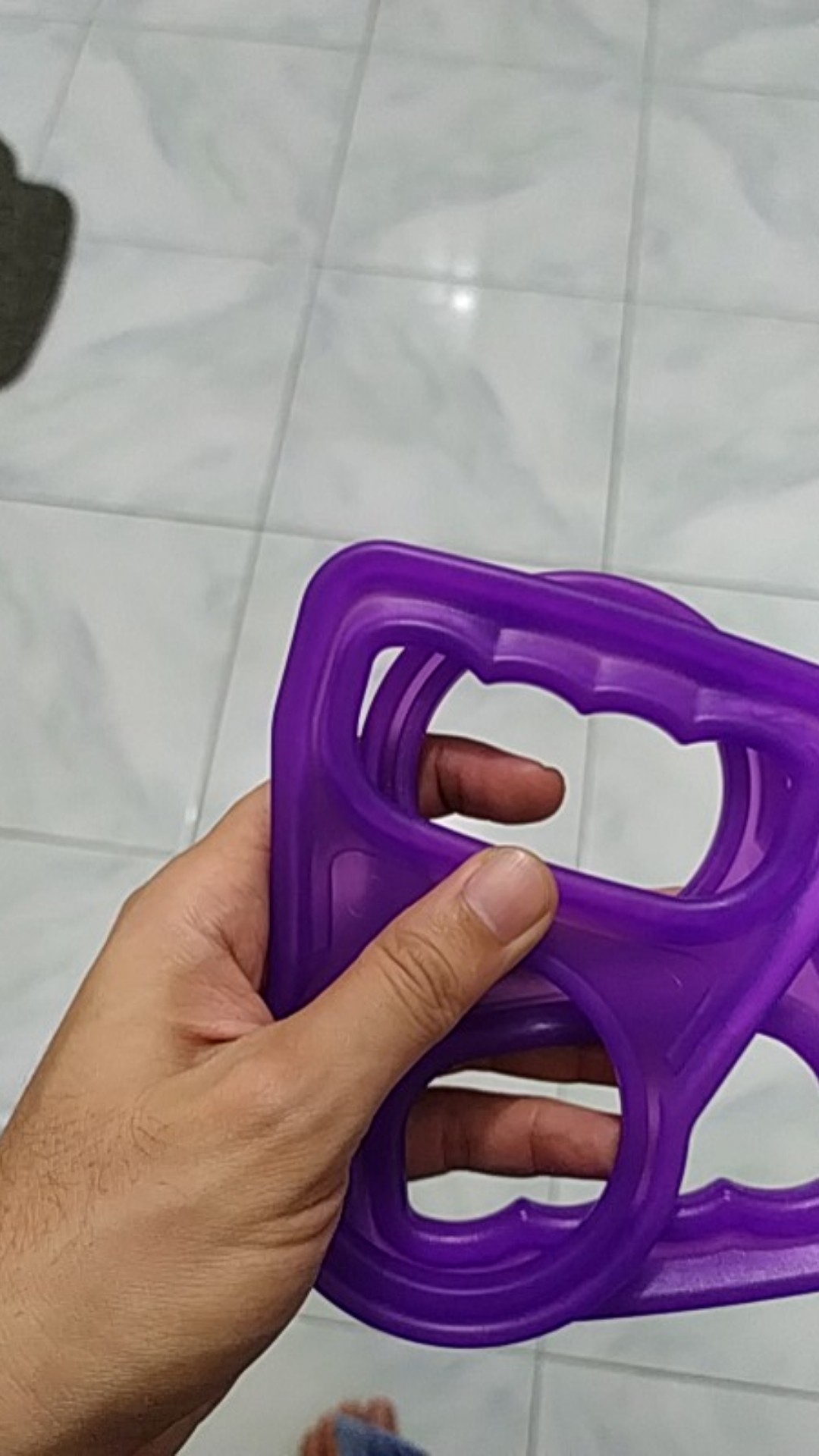 Alat Bantu Angkat Galon Air Minum Agar Lebih Mudah Diangkat Merk Bozi