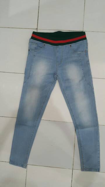 Celana Jeans Pinggang Karet Jumbo Wanita / Celana Jeans Polos / Celana Jeans Model Terbaru