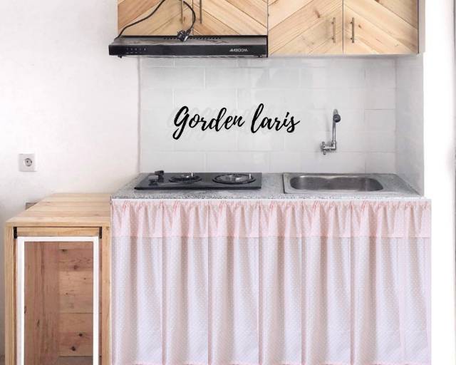 Gorden penutup kolong dapur uk L 100 x T 75-5