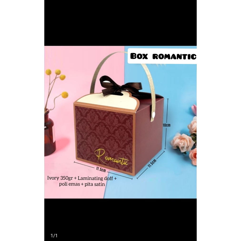 

Box Souvenir Box Mug Box Gelas Box Cookies Box Coklat Box Permen Box 2 toples 250gr kotak Box Natal Box Imlek box Valentine Box