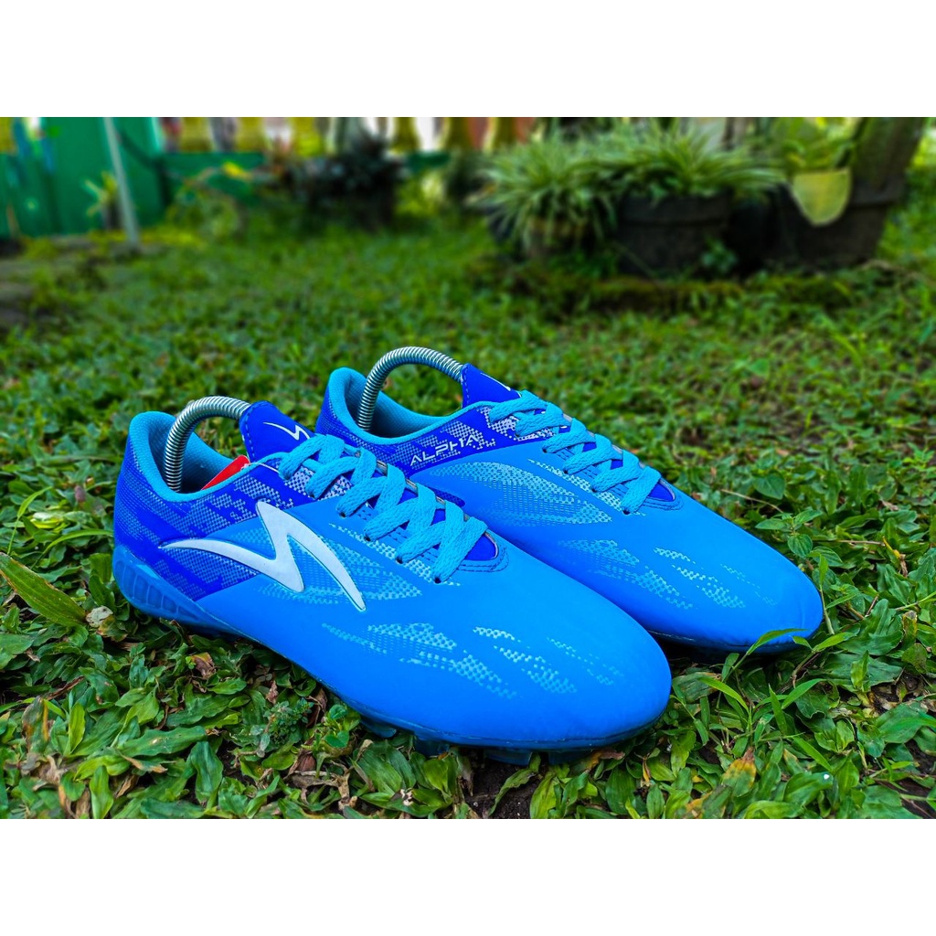 SEPATU BOLA SPECS ALPHA