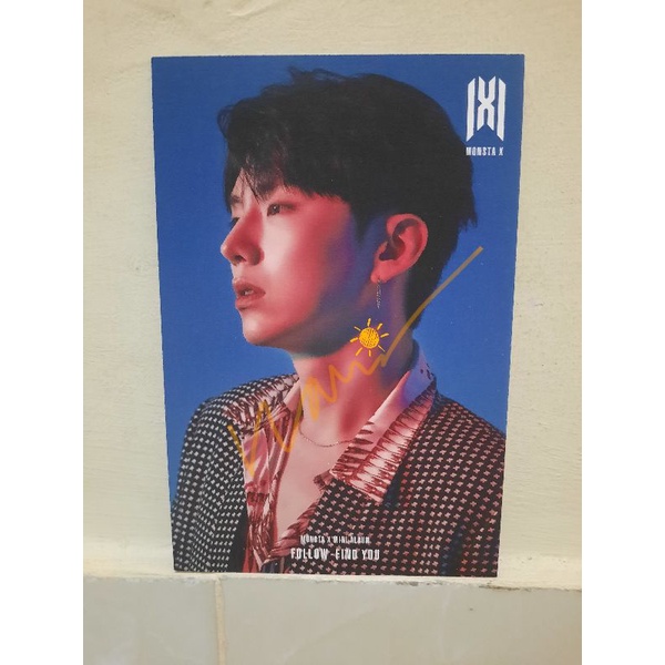 POSTCARD KIHYUN FOLLOW US