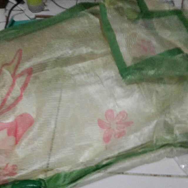 Tirai Magnet Anti Nyamuk Bermotif
