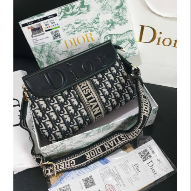 Clutch Dior Canvas size 25x18x8, set box, fakebill