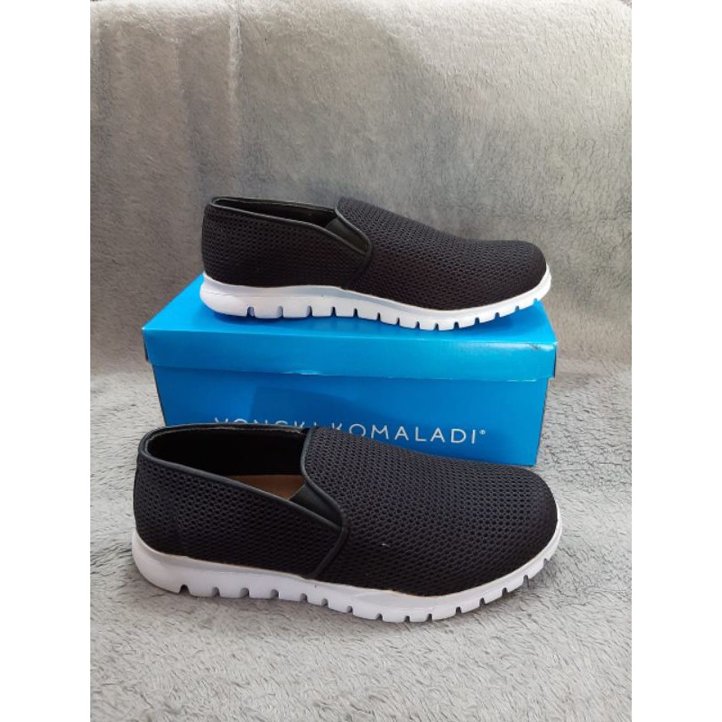 PROMO!! Sepatu Yongki Komaladi Casual Pria