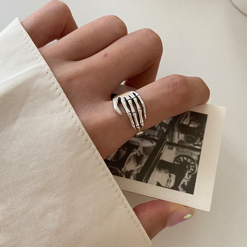 COD❤️Cincin Perhiasan Perhiasan Neraka Hantu Jari Korea Pria Wanita Retro Fashion Gaya Impor Murah