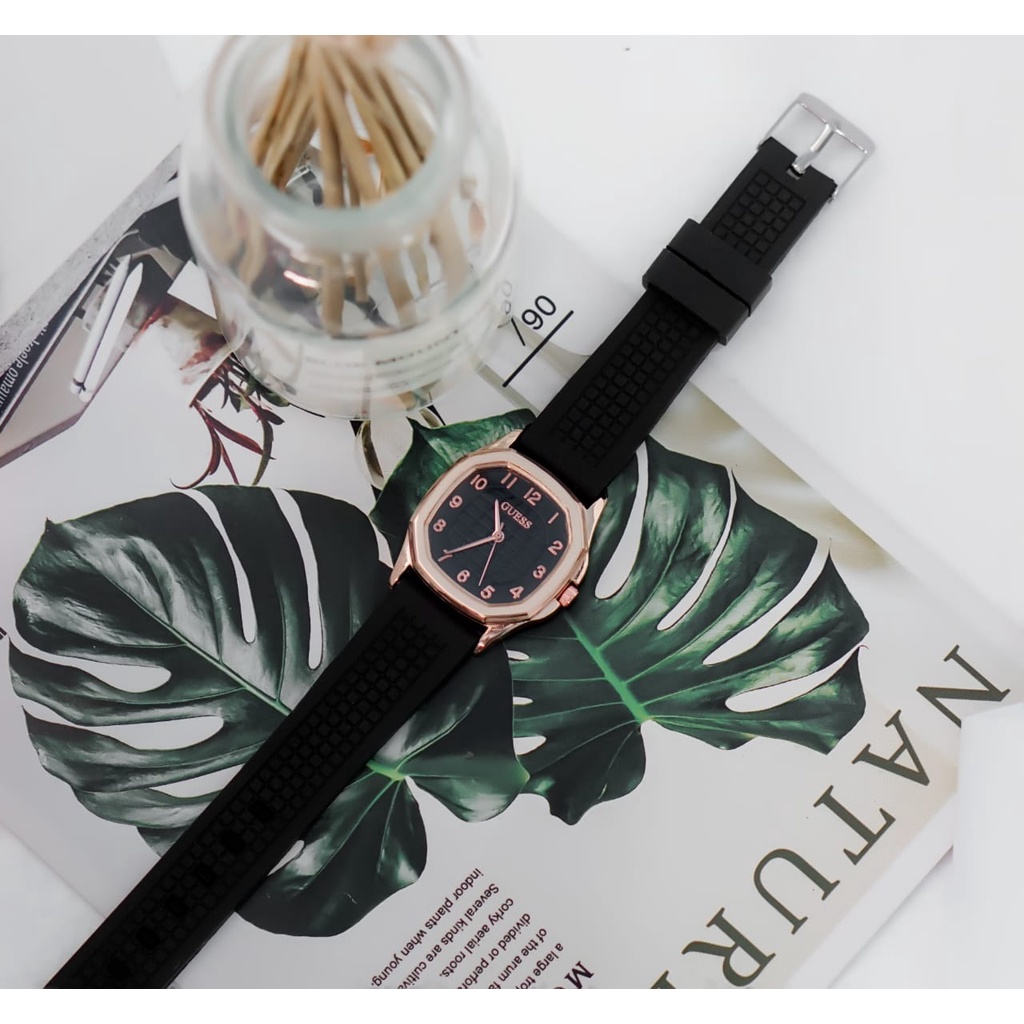 BAJ Jam Tangan Quartz Strap Rubber PU Analog Casual Gaya Retro Wanita Persegi Watch Korean Fashion Body Polos RM045