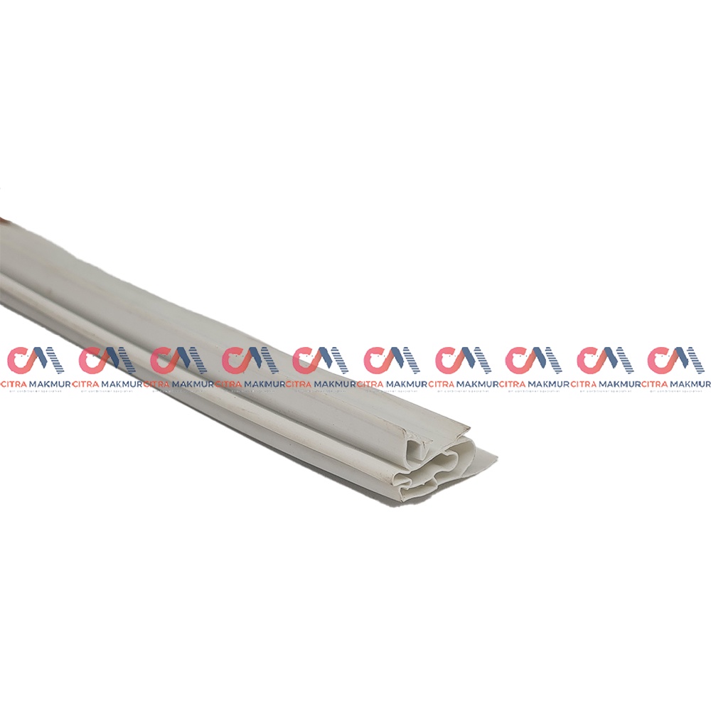 Gasket Karet Pintu Kulkas 1 pintu Jepit Selip merk Sanyo Aqua Freezer baut belum termasuk Magnet 2 per batang meter