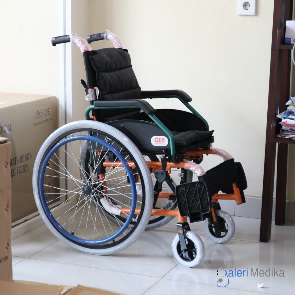 Kursi Roda Aluminium Anak GEA FS980 LA-35 / FS 980 LA-35 /  FS-980 LA-35 - Aluminium Children Wheelchair