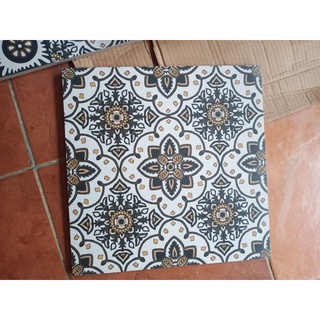 Jual Granit Lantai Motif Batik/Keramik Lantai Motif Batik Vintage/Roman