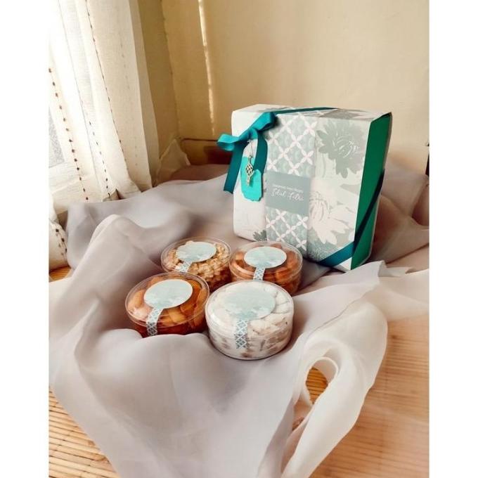 

Acong.Is1994 Parsel Lebaran Premium Kue Kering - Hampers Idul Fitri - Ramadan |