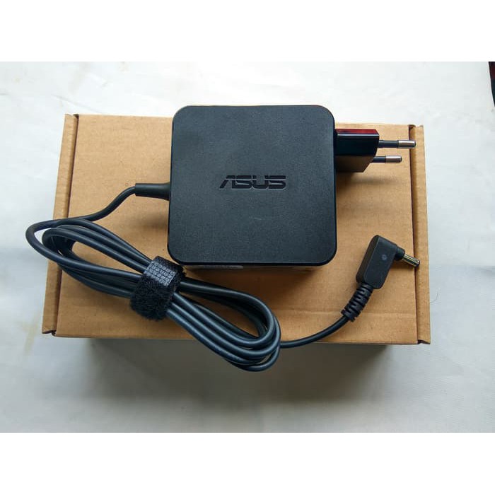 ADAPTOR ASUS ADP-65AW A PLUG IN 19V - 3.42A Small Plug 4.0x1.35mm