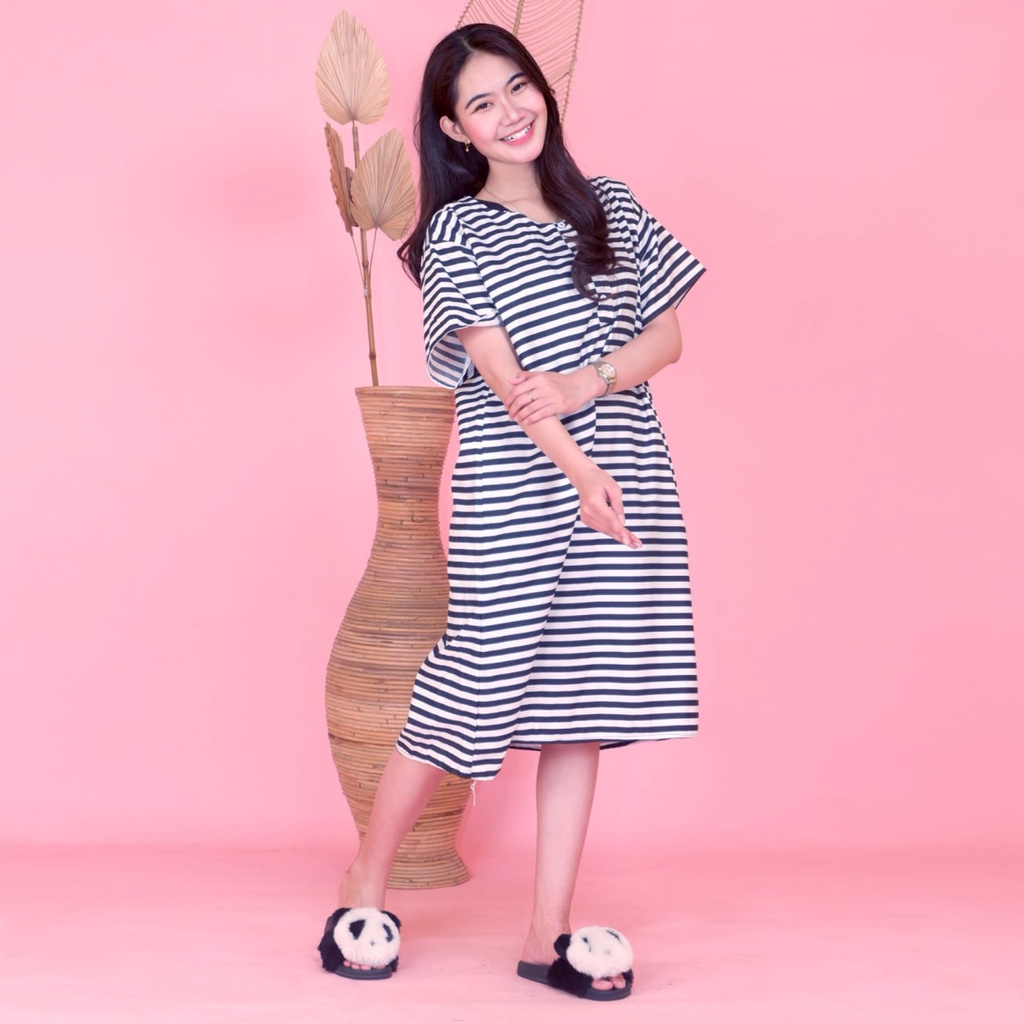 Daster JUMBO XXL Batik, Motif Acak / Campur, Leher Kancing Bumil Busui , Batik Warna-DJ Salur Putih