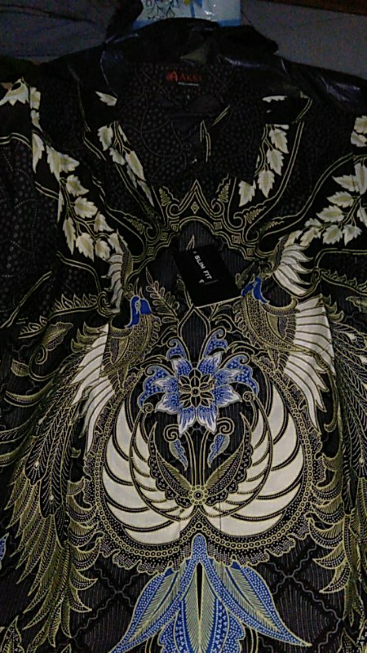 Aksa Reynand Maureen Hem Panjang Batik