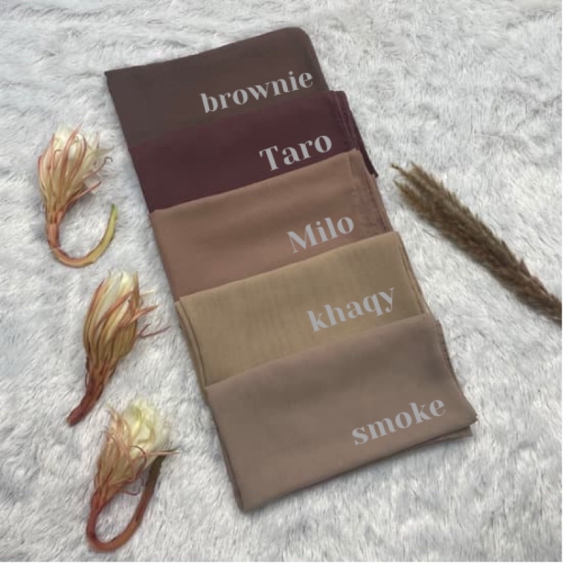 Hijab Segiempat Polycotton 115 x 115 Warna Part 1 Bella Square-6