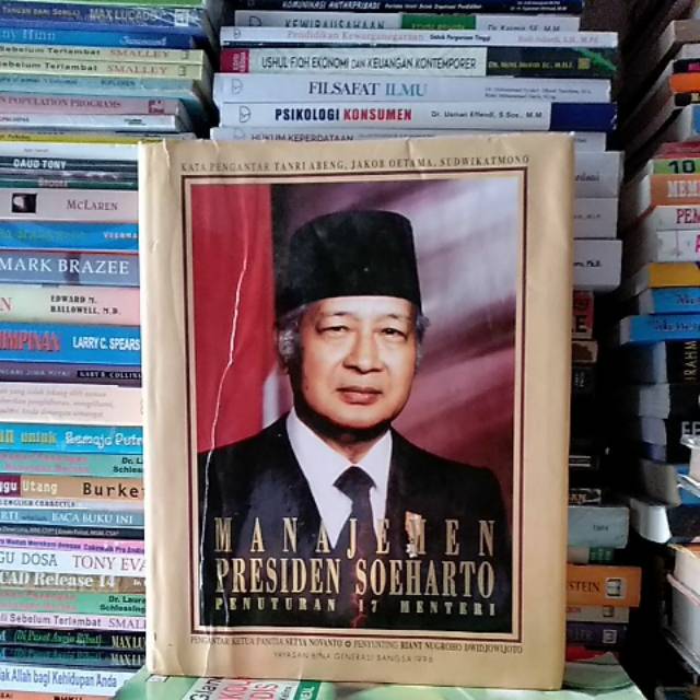 Original buku manajemen Soeharto presiden Soeharto