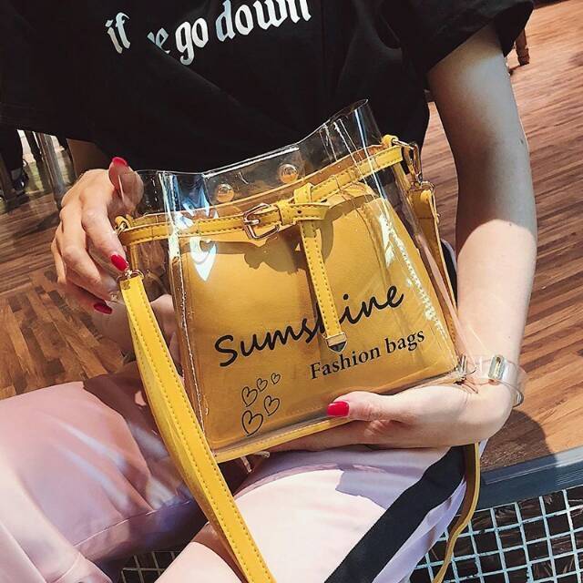 Tas selempang Gucci Sylvie Mini Code 123 Mj Oval