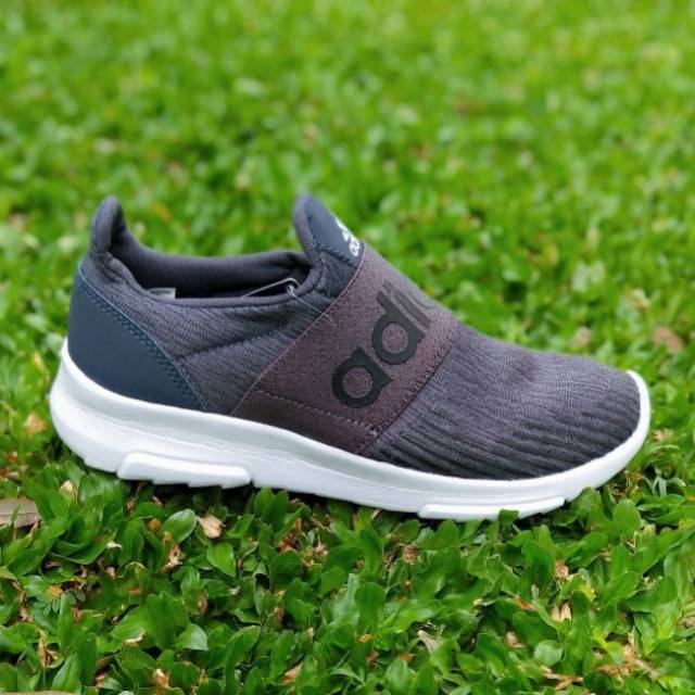 Adidas Slip On Wanita Vietnam