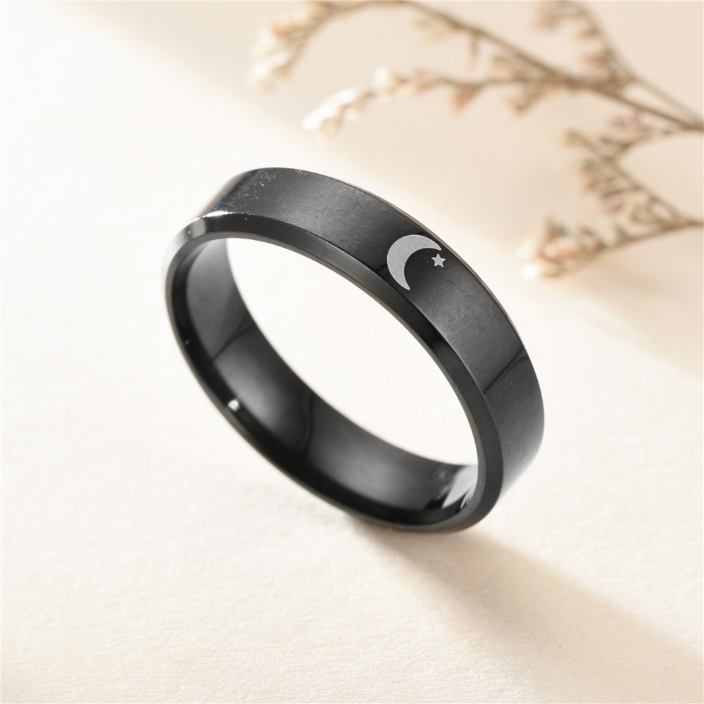 【COD Tangding】Cincin Desain Matahari Bulan Bintang Warna Hitam Gaya Korea Untuk Pasangan