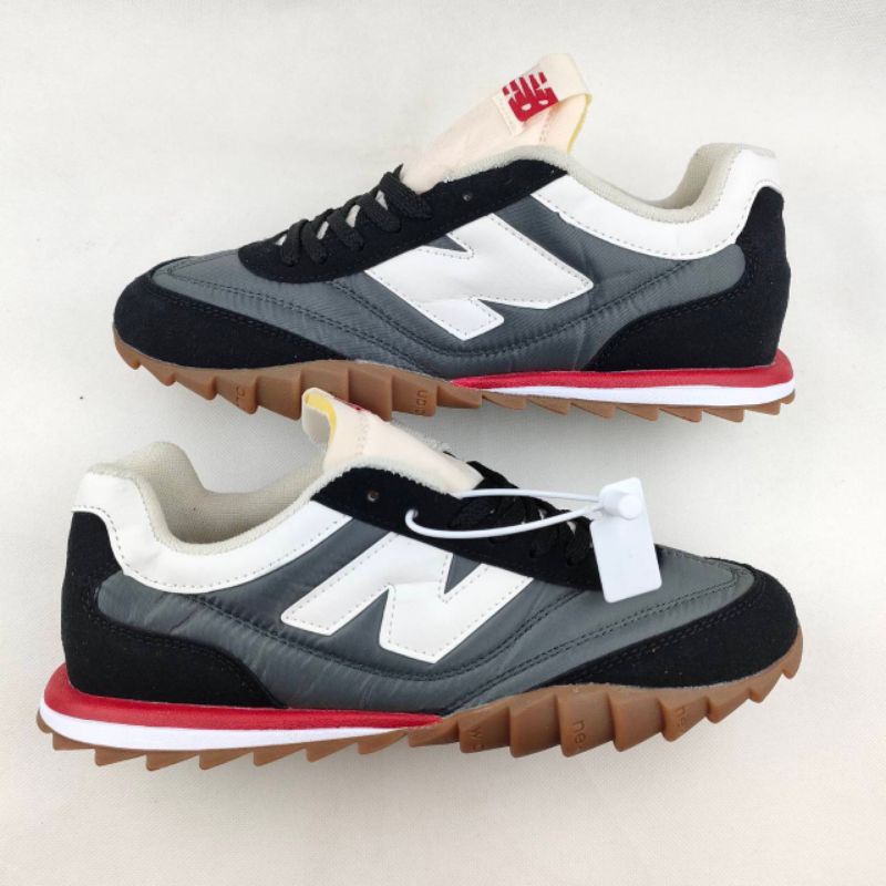 NEW BALANCE RC30 BLACK RED